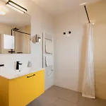Apartman Felsenegg - Moderne Im Luftkurort Mit Traumhaftem Garten Naehe Meran Fuer Paare Und Familien