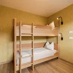 Apartman Felsenegg - Moderne Im Luftkurort Mit Traumhaftem Garten Naehe Meran Fuer Paare Und Familien