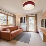 Felsenegg - Moderne Im Luftkurort Mit Traumhaftem Garten Naehe Meran Fuer Paare Und Familien Apartman *