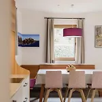 Felsenegg - Moderne Im Luftkurort Mit Traumhaftem Garten Naehe Meran Fuer Paare Und Familien Apartman Vollan
