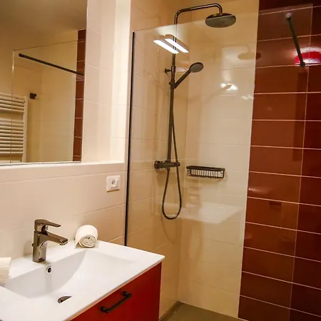 Апартаменты Felsenegg *