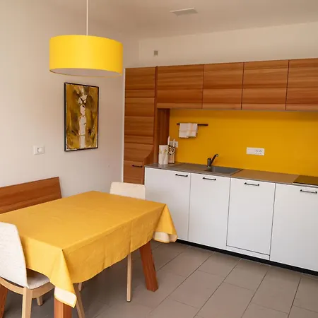 Felsenegg Апартаменты *